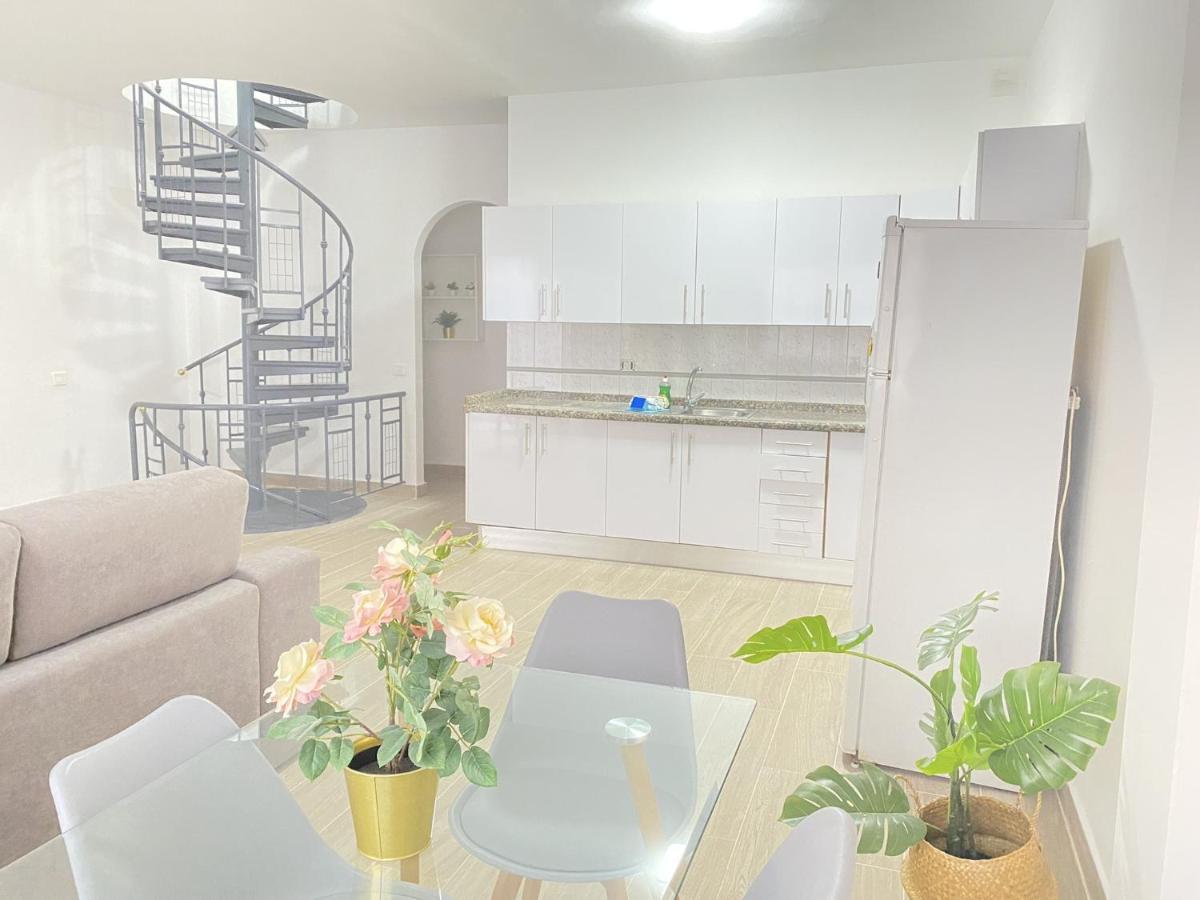 Homeforguest Two Bedroom Apartment With Pool And Terrace Caleta De Fuste Ngoại thất bức ảnh